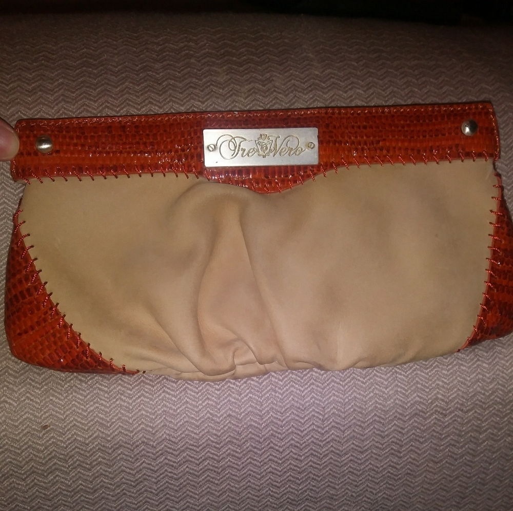 Tre Vero‎ leather clutch